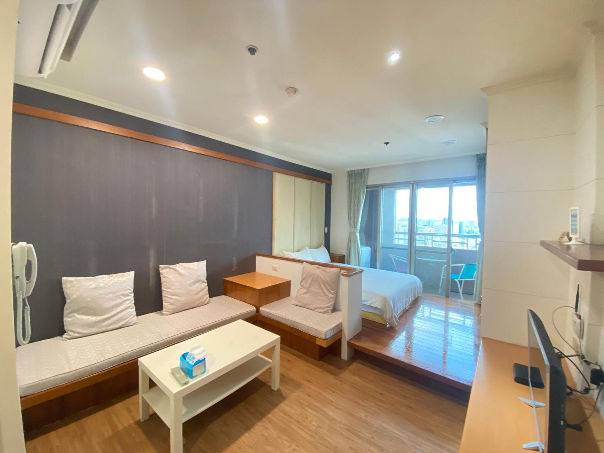 Kaohsiung Morning Homestay ภายนอก รูปภาพ